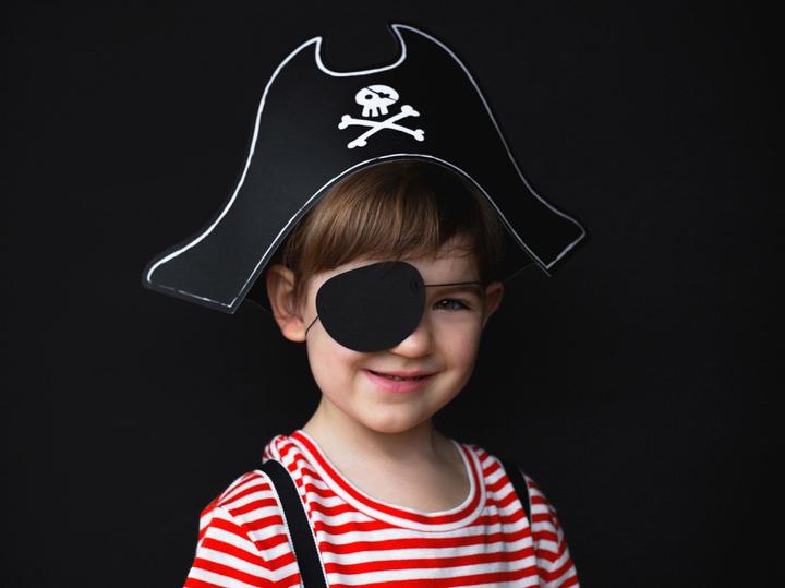 Actual product image Partydeco Pirate hat and eye patch