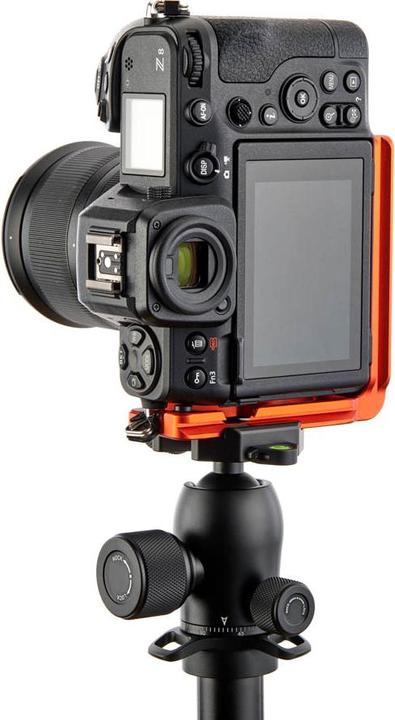 Actual product image 3 Legged Thing ZOOEY QD L Bracket for Nikon Z8