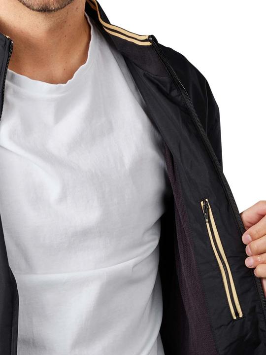 Actual product image Fred Perry Brentham (M)