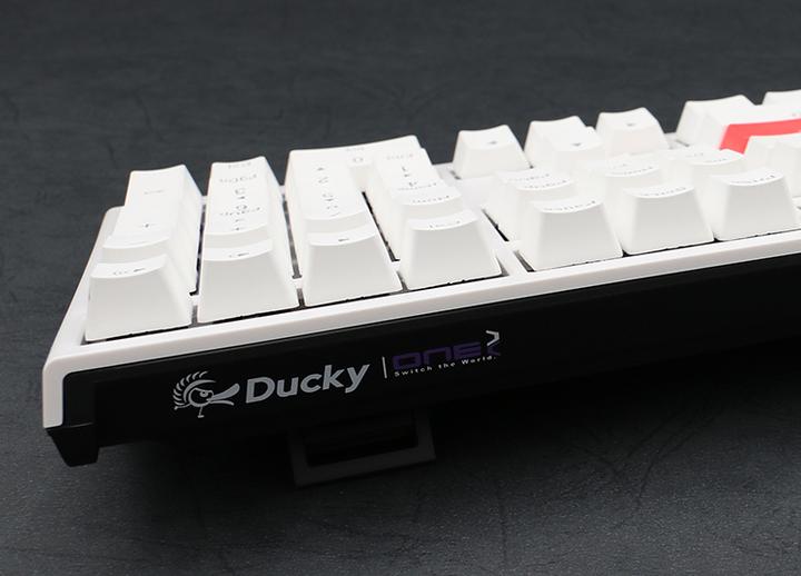 Actual product image Ducky One 2 White Edition (DE, Cable)