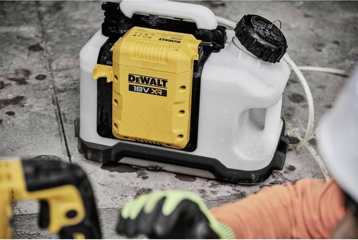 Immagine prodotto DeWalt DCE6820N-XJ Raccoglitore di polvere per trapano Serbatoio d'acqua a batteria, 18 volt, base v. 1 pz.