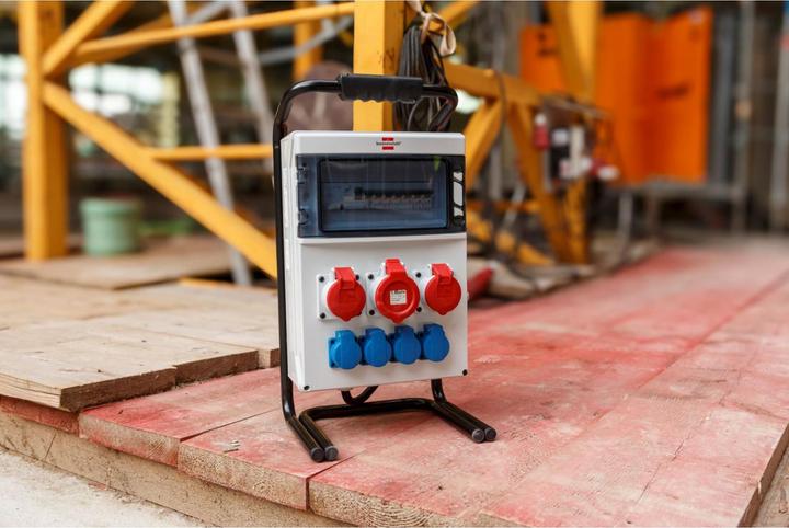 Produktbild Brennenstuhl Baustromverteiler BSV 4 1154900021 400 V (CEE 32/3, CEE 16/3, CEE 7/3)