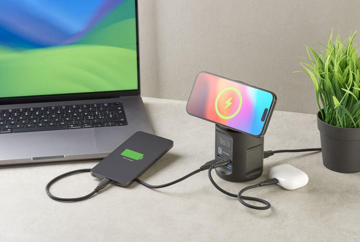 Actual product image Cellularline Mag Hub (65 W)