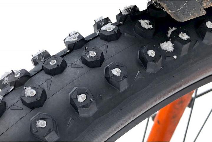 Actual product image Schwalbe Ice Spiker Pro (27.5 x 2.25, 57-584)