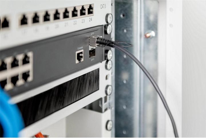 Actual product image Digitus SFP+ 10G 2m DAC cable (S/FTP, CAT6, 2 m)