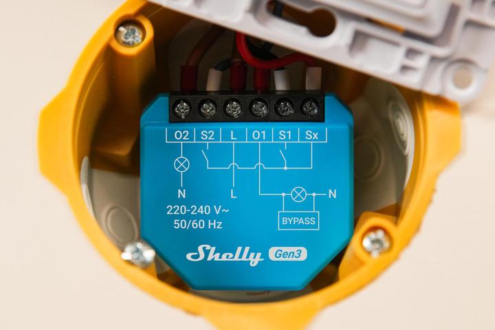Actual product image Shelly 2L Gen3 (Switch actuator)