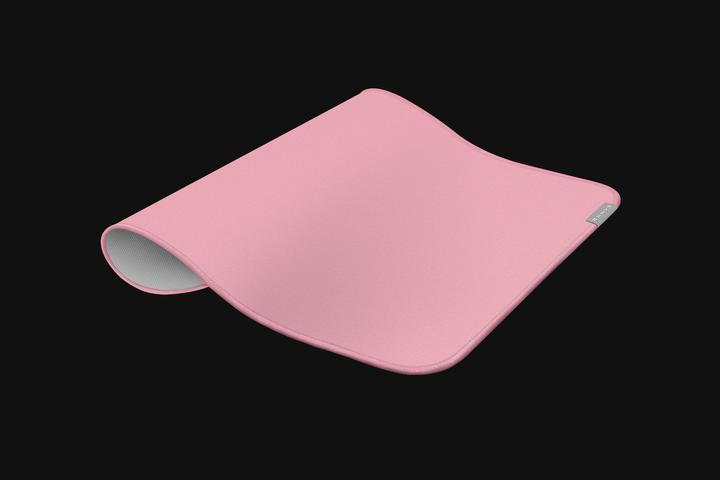 Actual product image Razer Strider (L)