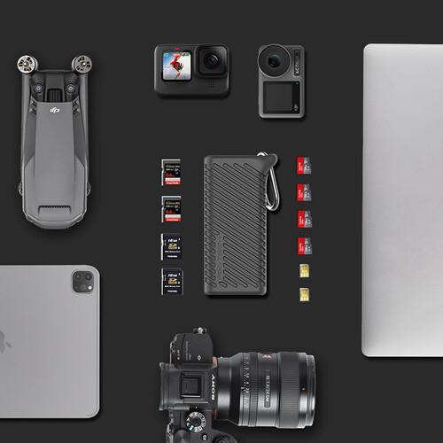 Actual product image Pgytech CreateMate High speed Card Reader Case (USB-C)