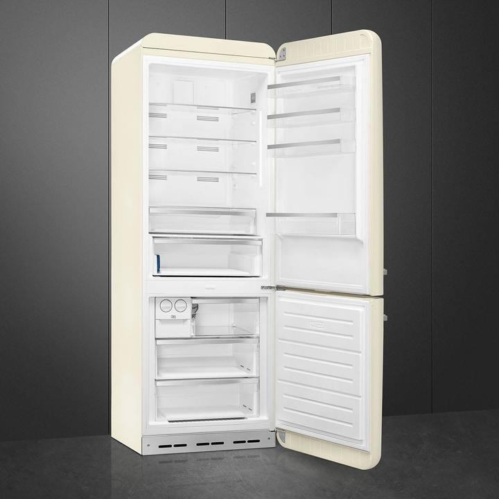 Image du produit Smeg FAB38RCR6 Kühl-Gefrierkombination Rechtsanschlag Creme 50s Style 2025 Modell, EEK: D (481 l)