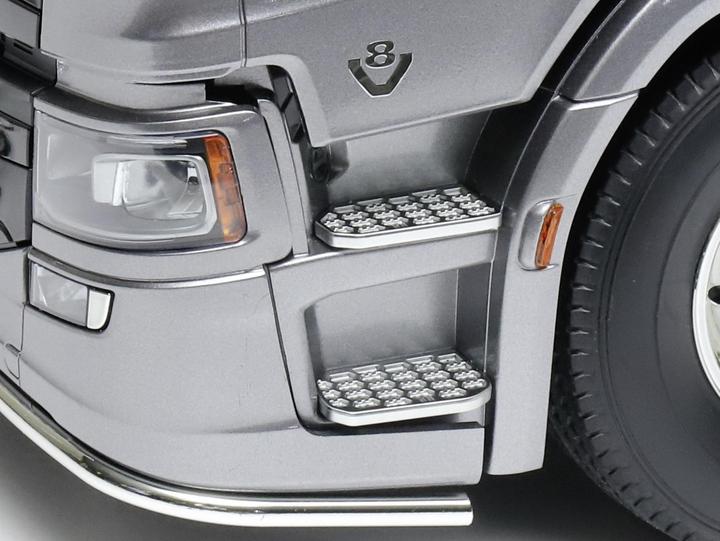 Actual product image Tamiya 1/14 RC Scania 8x4/4 Gun Metal (Kit)