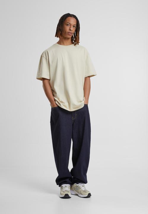 Actual product image Urban Classics Heavy Oversized Tee - 1560 (5XL)