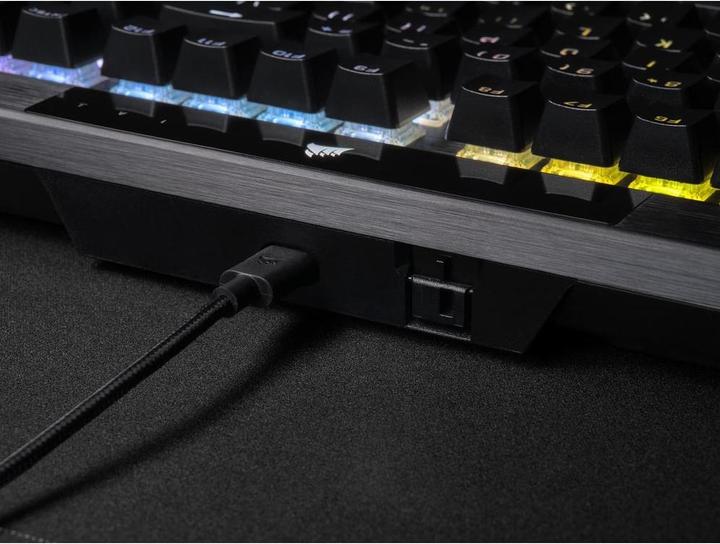 Actual product image Corsair K70 RGB Pro (DE, Cable)