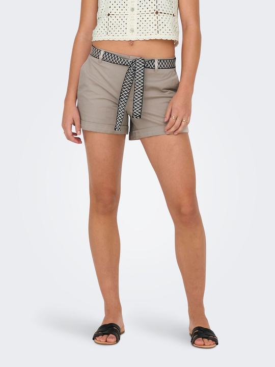 Produktbild Only ONLBIANA Mittlere Taille Normal geschnitten Chino Shorts Chino Shorts (34)