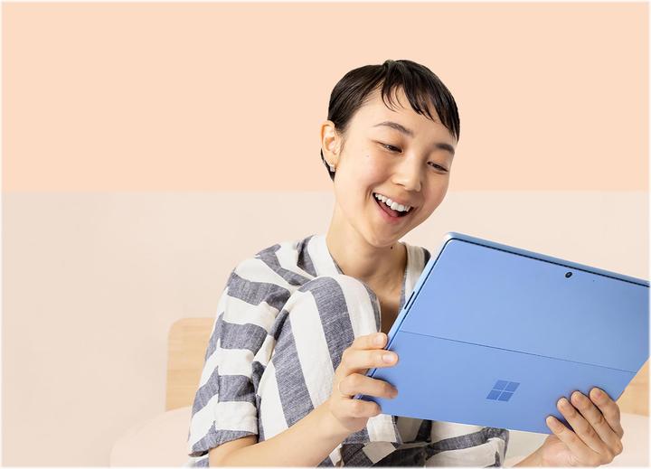 Produktbild Microsoft Surface Pro 9 (13", Intel Core i5-1235U, 16 GB, 256 GB, Ohne Tastaturlayout)