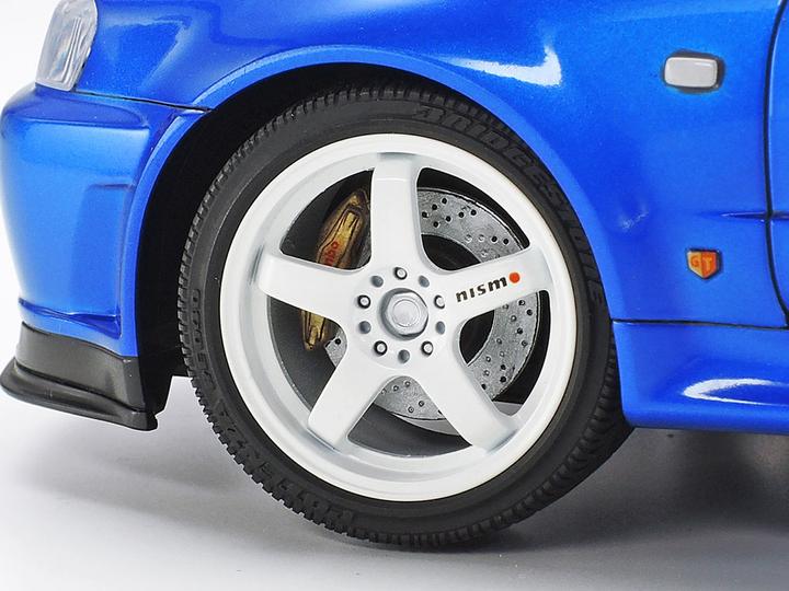 Actual product image Tamiya Nissan Skyline GT-R