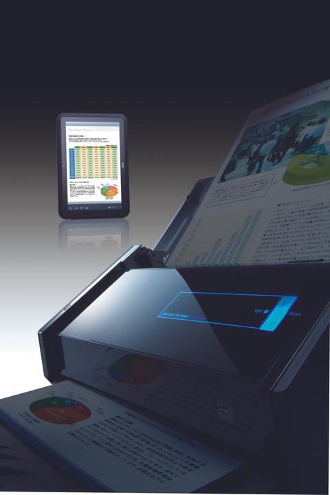 Produktbild Fujitsu ScanSnap iX500 mit Nuance Power PDF