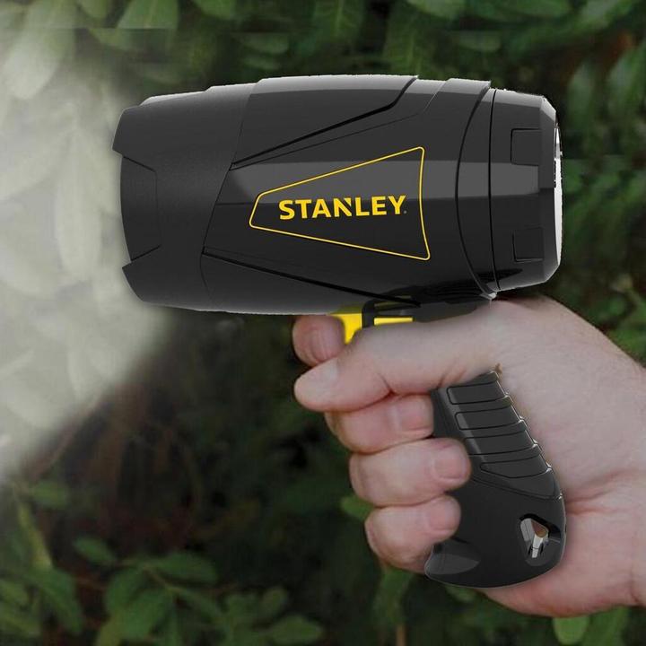 Actual product image Stanley - Flashlight / Projecteur 3W LED 300Lum (4x AA included) (13 cm, 300 lm)