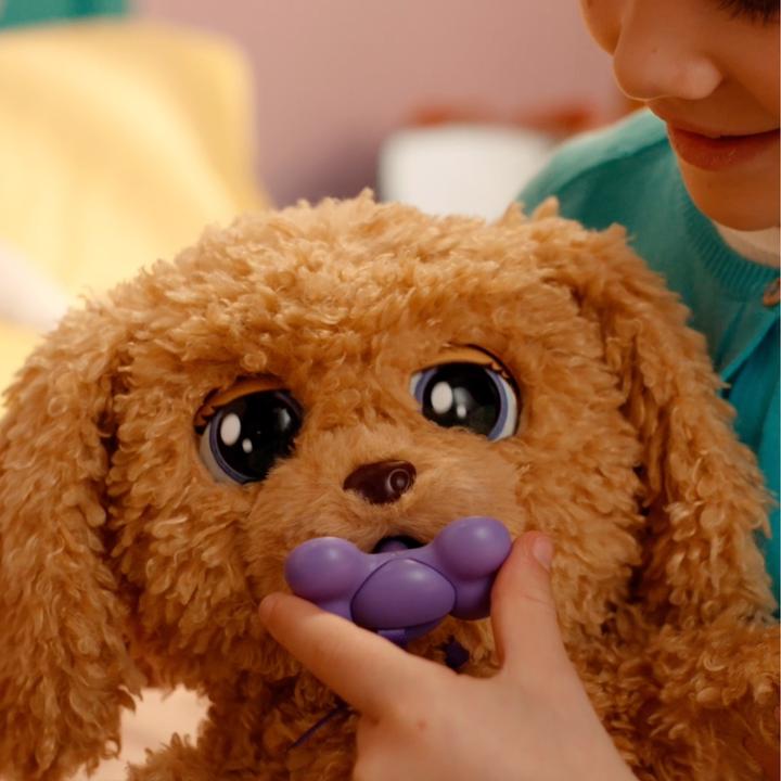 Actual product image IMC Toys Baby Paws Interactive Labradoodle (30.40 cm)