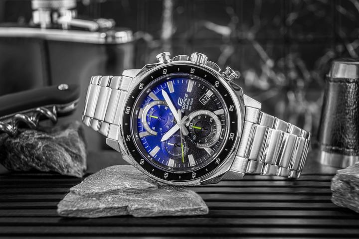 Image du produit Casio Edifice - EFV-600D-2AVUEF (Montre analogique, Chronographe, 44 mm)
