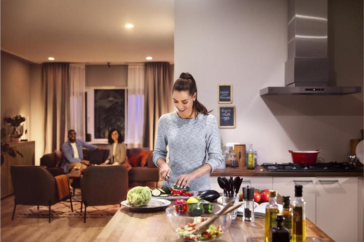 Produktbild Philips Hue White Starter Set (E27, 9.50 W, 1055 lm, 3 x, F)