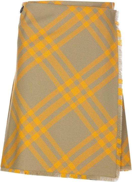 Burberry Kilt Style Skirt (38)