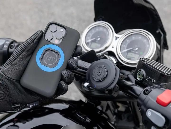 Actual product image Quad Lock Weatherproof Wireless Charging Head V3