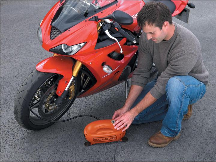 Actual product image Black & Decker Asi200 (8.27 bar, 200 l)