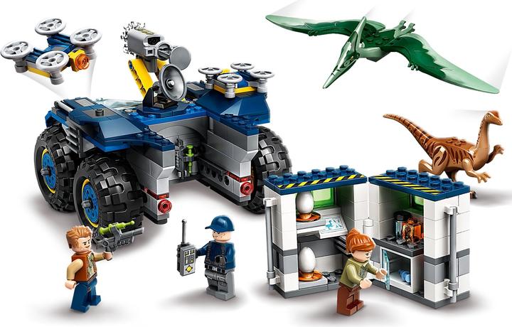 Actual product image LEGO Outbreak of Gallimimus and Pteranodon (75940, LEGO Jurassic World)
