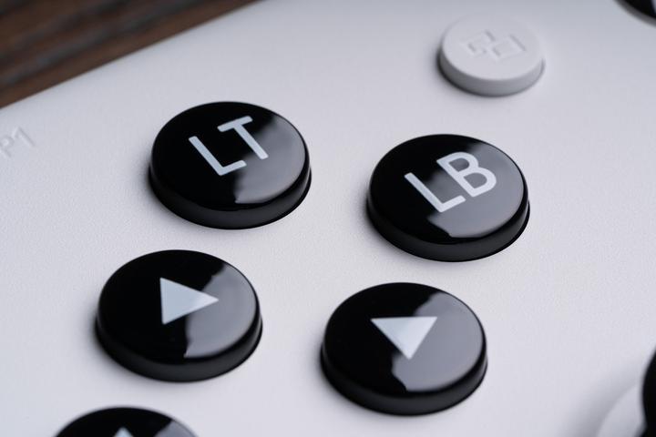 Image du produit 8bitdo Lite SE 2.4G Wireless (Xbox Series X, Xbox Series S, Xbox One X, Xbox One S, Windows)