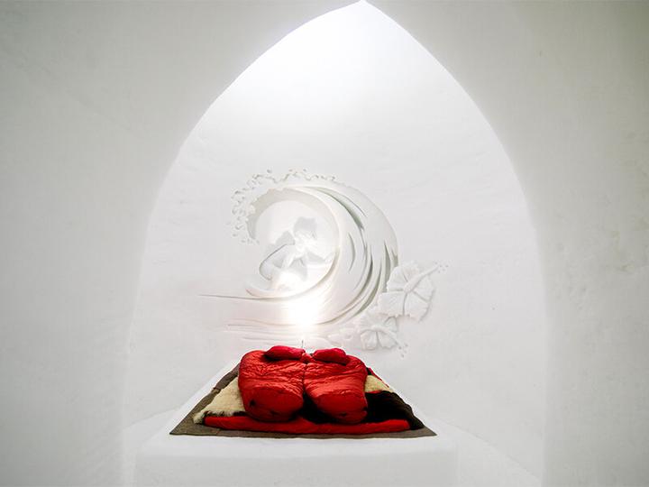 Immagine prodotto Smartbox Tour degli igloo, escursione con le racchette da neve e fonduta gourmet a Davos (2 pers.)