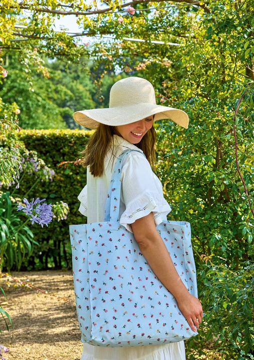 Produktbild Greengate Lianca Tischläufer pale blue 140x45cm