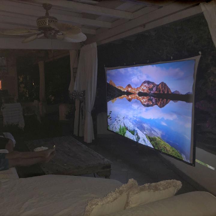 Actual product image La Vague LV-STA100FP (100", 16:9)