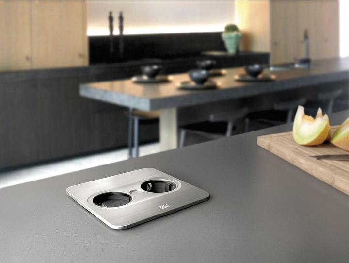 Actual product image Bachmann Multiple socket outlets