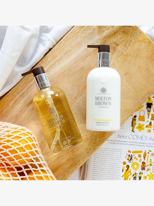 Actual product image Molton Brown Body Lotion Orange & Bergamot (Body lotion, 300 ml)