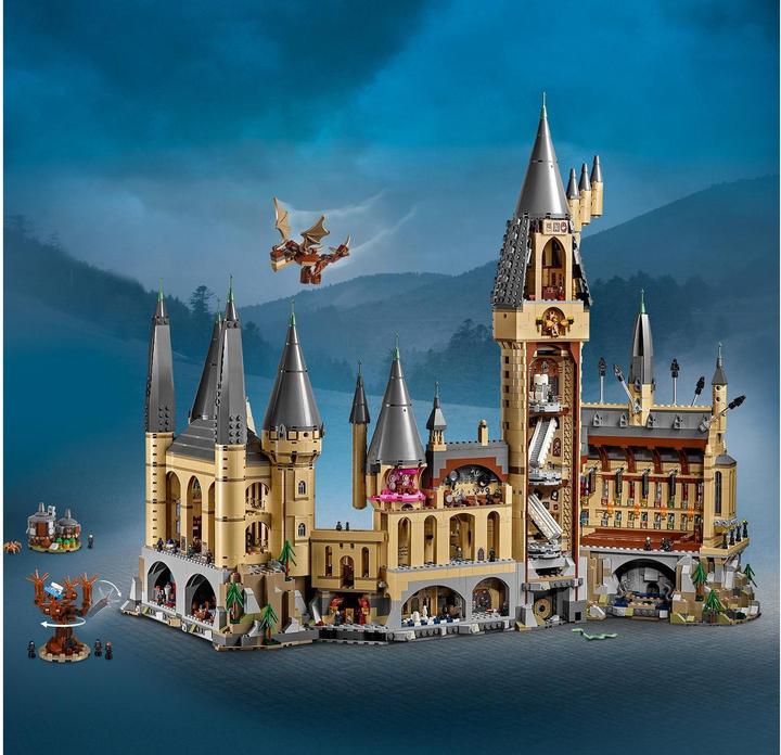 Produktbild LEGO Harry Potter Hogwarts Castle (71043, LEGO Seltene Sets, LEGO Harry Potter)