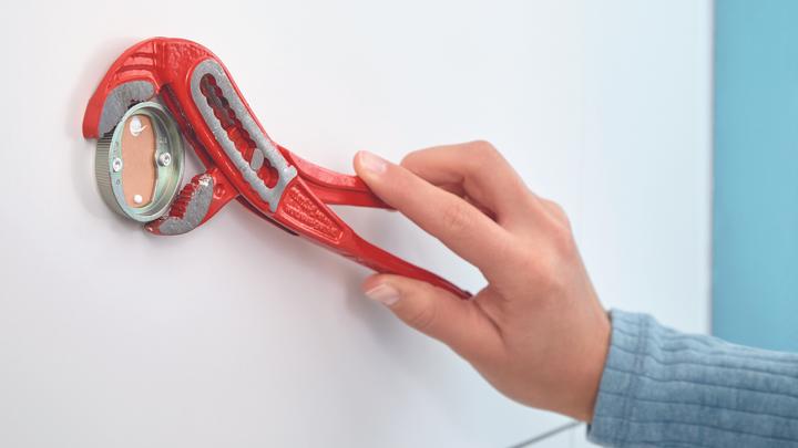 Actual product image tesa MOON towel ring incl. adhesive solution without drilling