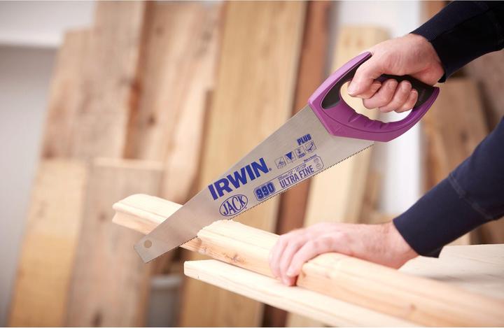 Image du produit MGA Irwin Plus 945 Scie à main junior 335 mm, denture fine 12T / 13P, trempée, coupe rapide, poignée 2K
