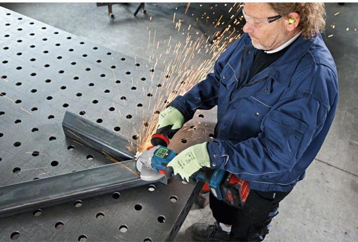 Actual product image Bosch Professional GWS 18V-15 SC (125 mm)