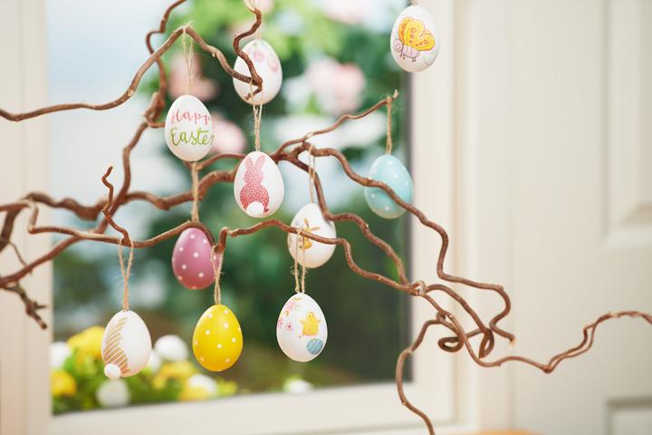Actual product image VBS Papier-mâché eggs, approx. 4.5x6 cm, bag of 10 pieces