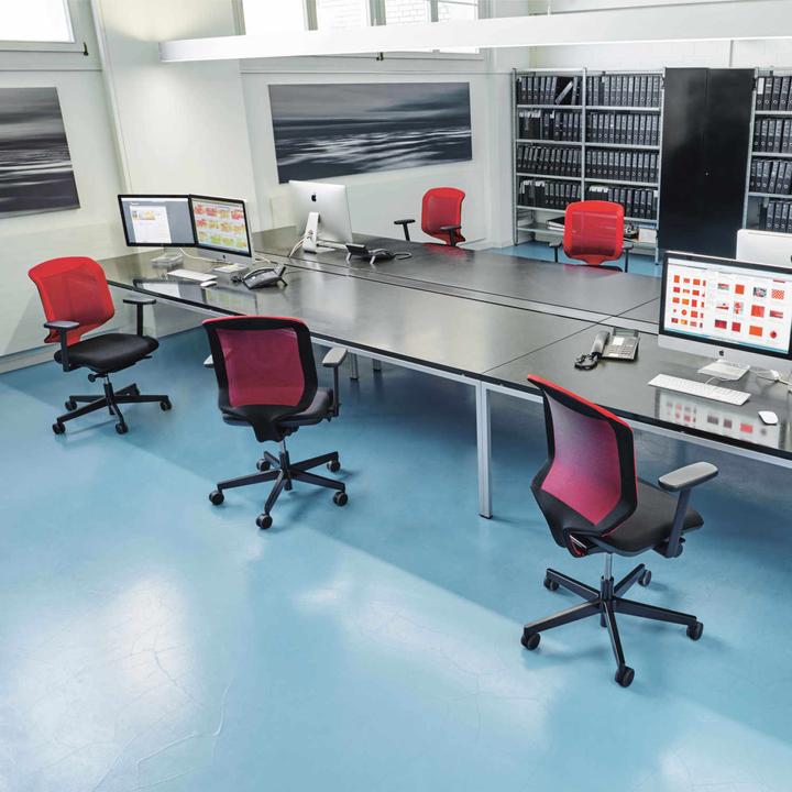 Produktbild Giroflex 434 Chair 2 Go mit Armlehnen