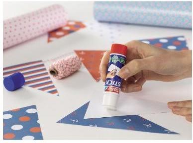 Produktbild tesa 4x Klebestift ecoLogo, geruchsneutraler Klebstick für Papier / Pappe
