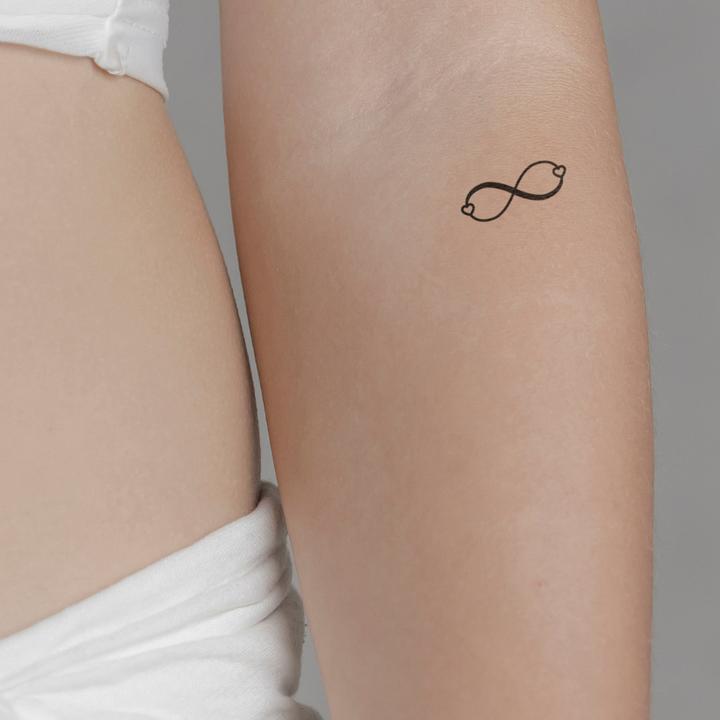Immagine prodotto minink Tatuaggio temporaneo - simbolo dell'infinito con cuori