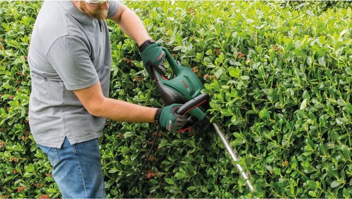 Produktbild Bosch Home & Garden UniversalHedgeCut 18V-50 (Akkuheckenschere)