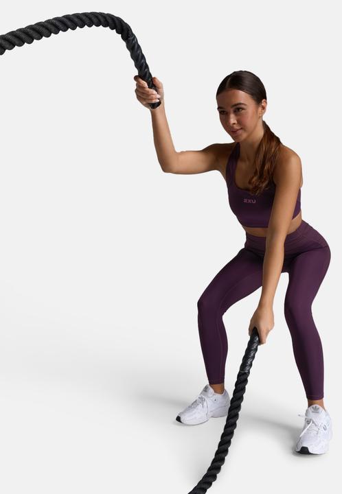 Actual product image 2XU Robbed Longline Low Impact Bra (M)