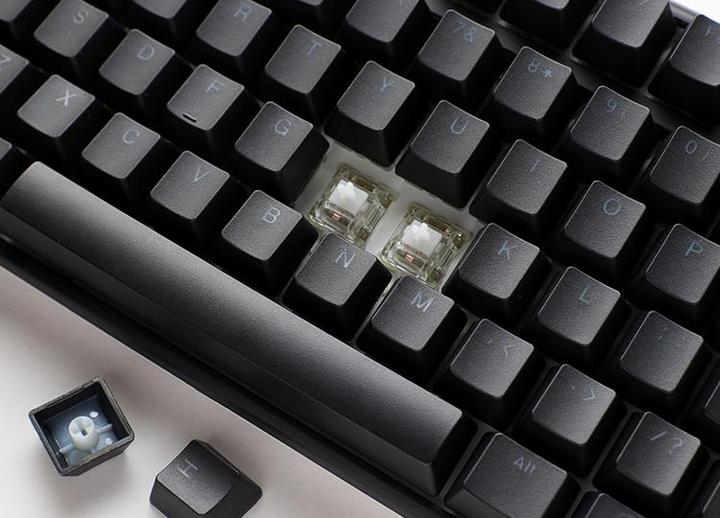 Produktbild Ducky One 3 Classic Black/White TKL Gaming Tastatur, RGB LED - MX-Black (DE, Kabelgebunden)