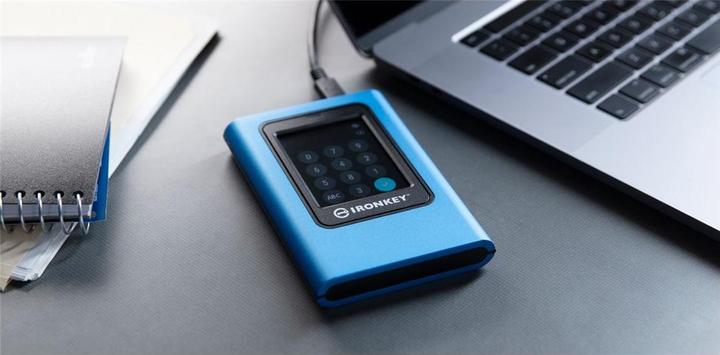 Produktbild Kingston IronKey Vault Privacy 80 (1920 GB)