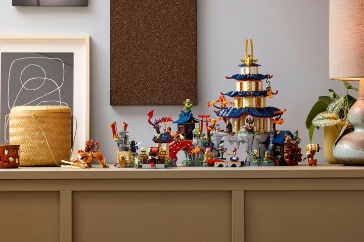 Immagine prodotto LEGO Torneo tempio città (71814, LEGO Ninjago, Set LEGO rari)