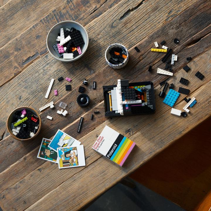 Produktbild LEGO Polaroid OneStep SX-70 Sofortbildkamera (21345, LEGO Ideas)