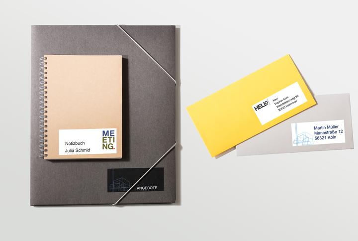 Actual product image Avery Universal labels
