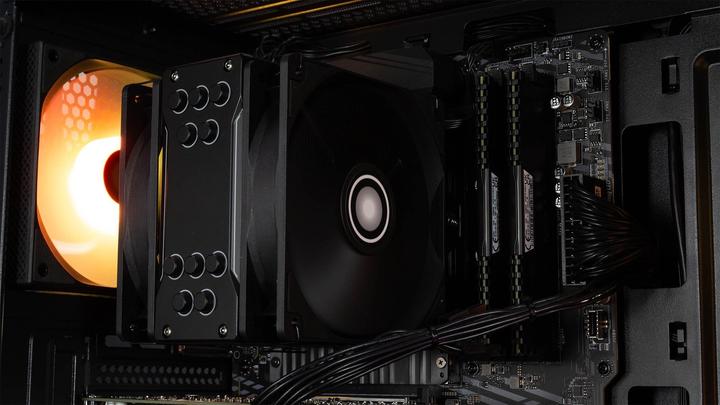 Image du produit Captiva Ultimate Gaming I90-643 Core i9 RTX 5090 (Intel Core i9 14900KF, 32 Go, 1000 Go, GeForce RTX 5090)